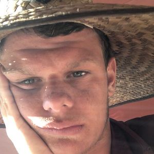 Meet your Posher, Travis